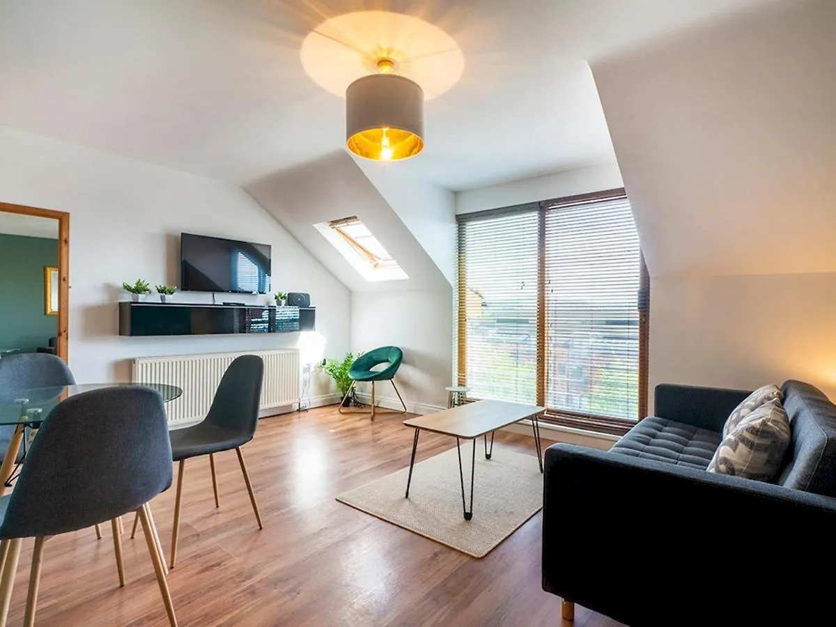 Titanic View Penthouse - Gated Complex - Parking location